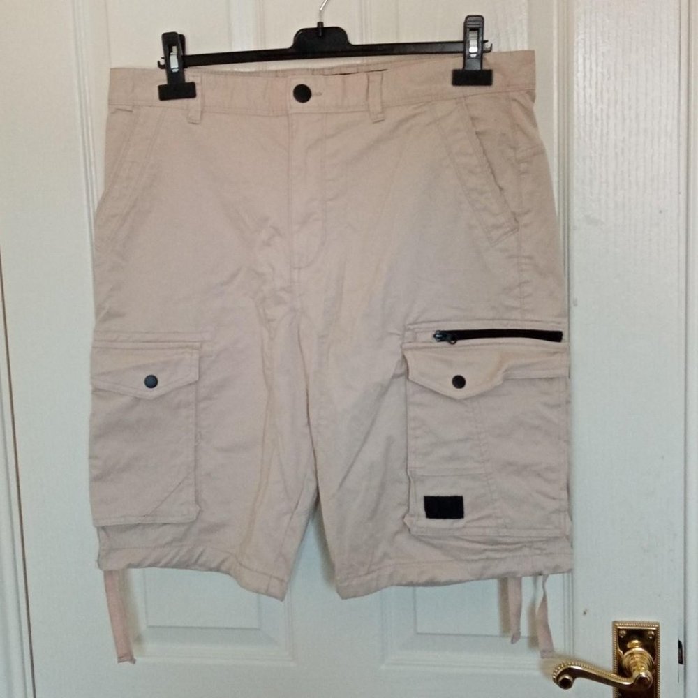 Primark Mens Tan and Cream Shorts